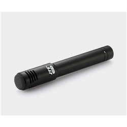 Condensor instrument mic includes XLR cable