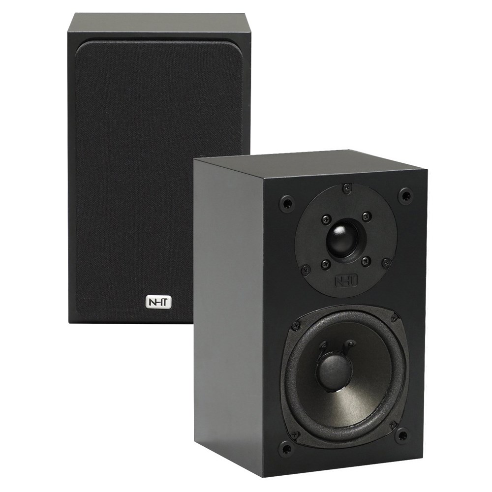 sealed studio monitors