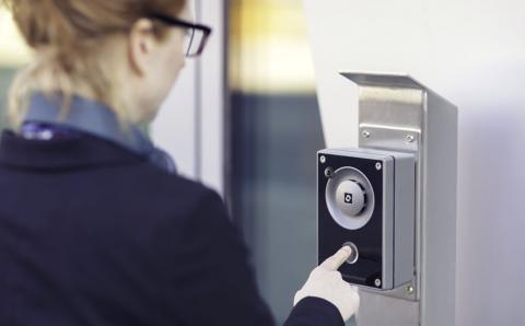 Zenitel TCIS-3 industrial intercom system