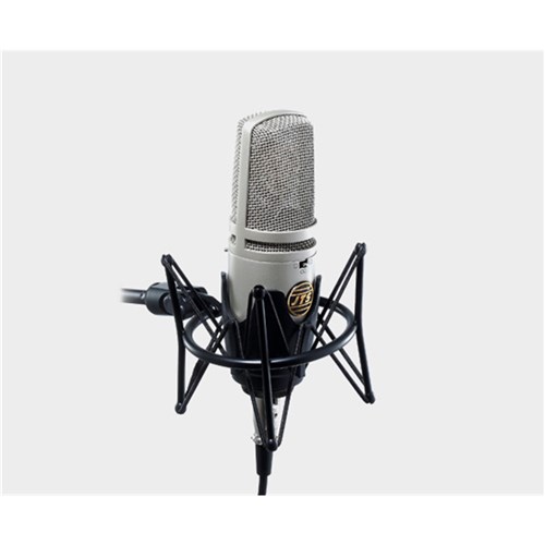 Large 2-diaphragm studio mic three polar patterns with pad, roll-off, spider