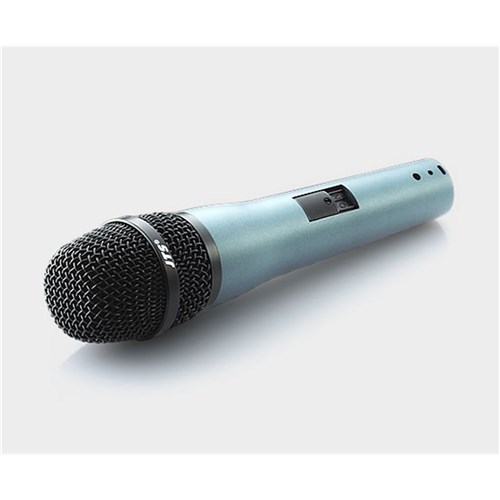 Dynamic vocal mic with switch includes XLR cable